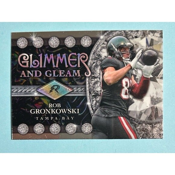 ROB GRONKOWSKI TBay Bucs-2024 Topps Resurgence  Glimmer and Gleam Card #GG-19 - Picture 1 of 2